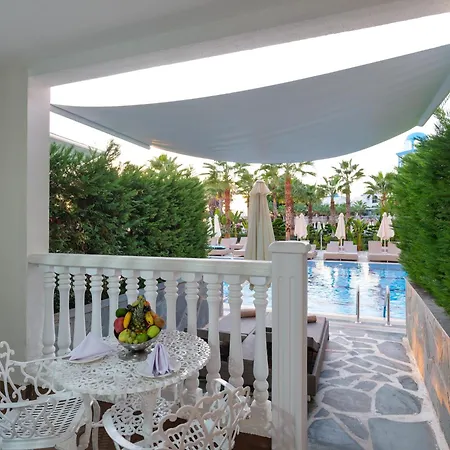 Hotel Rubi Platinum &