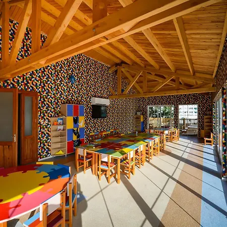 Rubi Platinum & Hotel