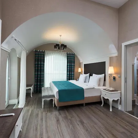 Szálloda Rubi Platinum & 5*