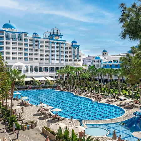 Rubi Platinum & Hotel Avsallar