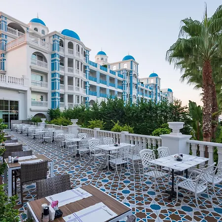 Szálloda Rubi Platinum &