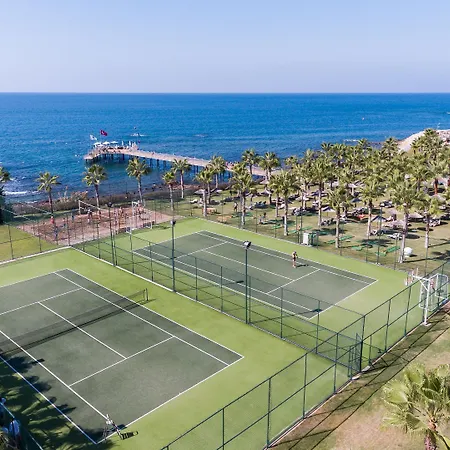 Rubi Platinum & Hotel 5*